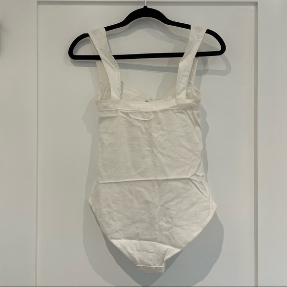 Style Addict White Lace Up Bodysuit - Picture 4 of 4